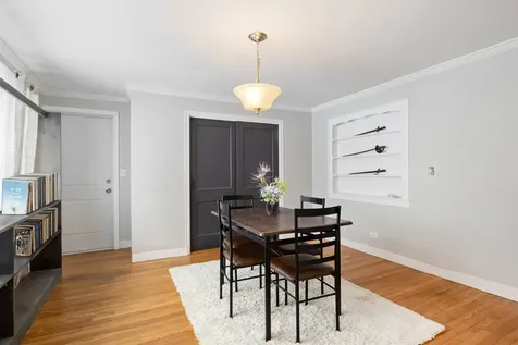 276 Salmon Street Manchester NH 03104