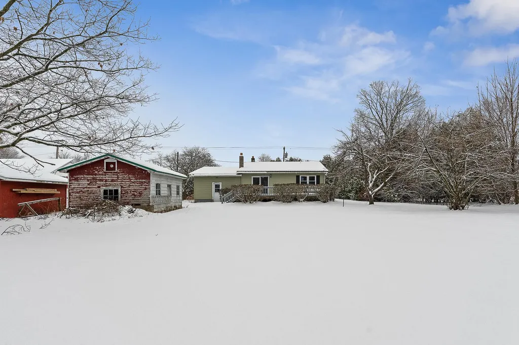 24 Lake Street Swanton VT 05488