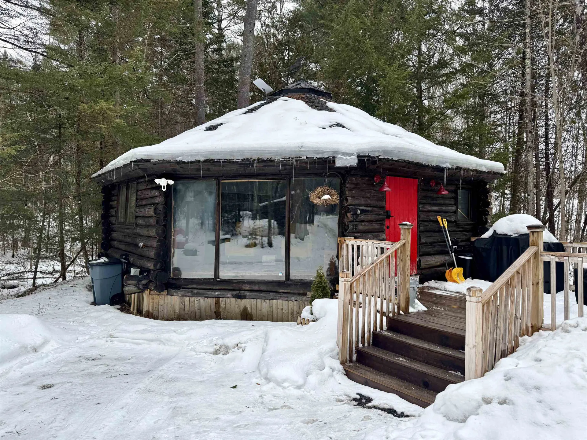 438 Old Bradley Road St. Johnsbury VT 05819