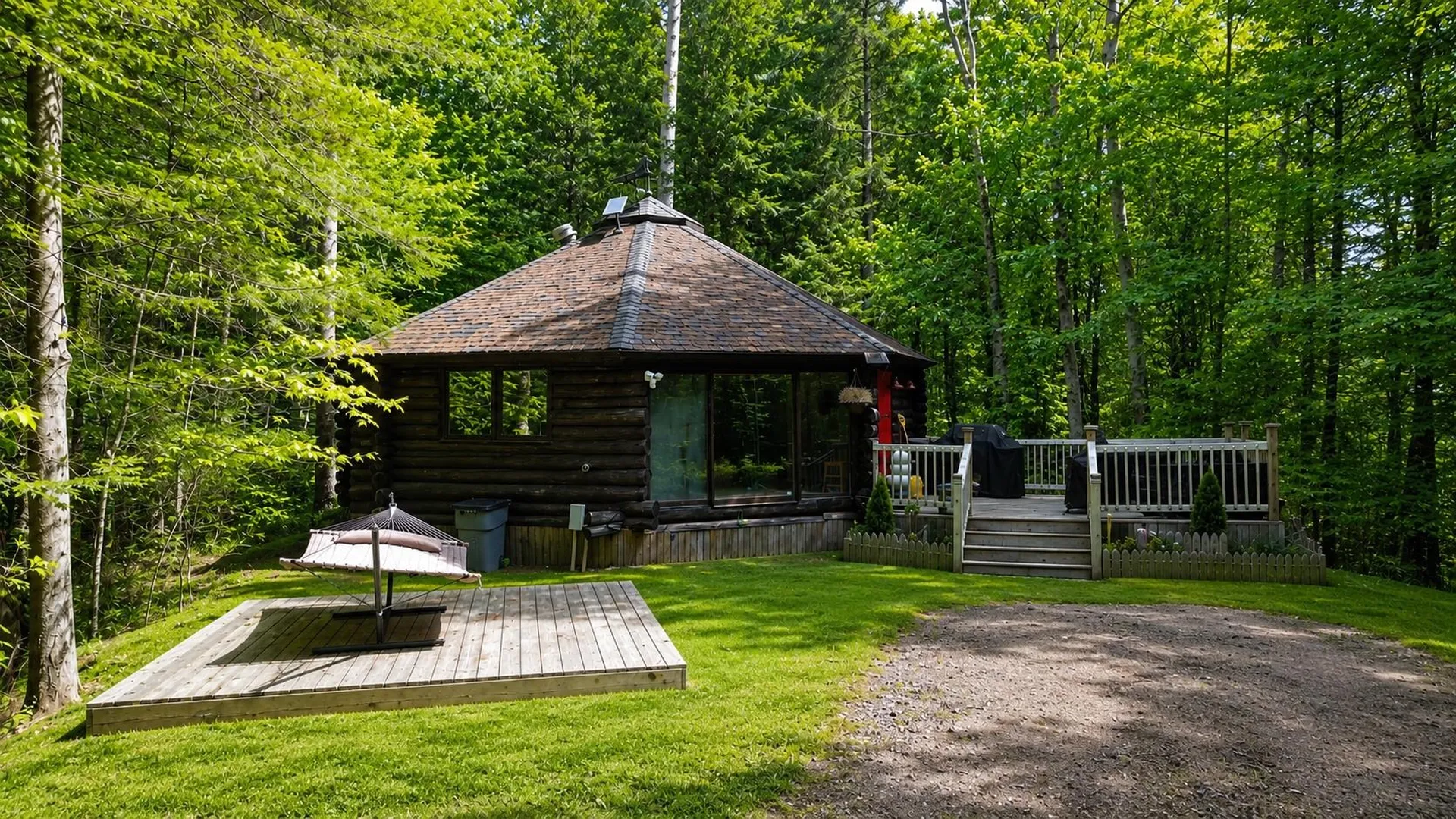 438 Old Bradley Road St. Johnsbury VT 05819
