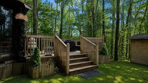 438 Old Bradley Road St. Johnsbury VT 05819
