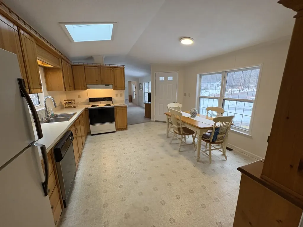 7 Kenyann Drive Wolfeboro NH 03894