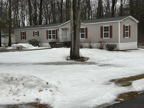 7 Kenyann Drive Wolfeboro NH 03894