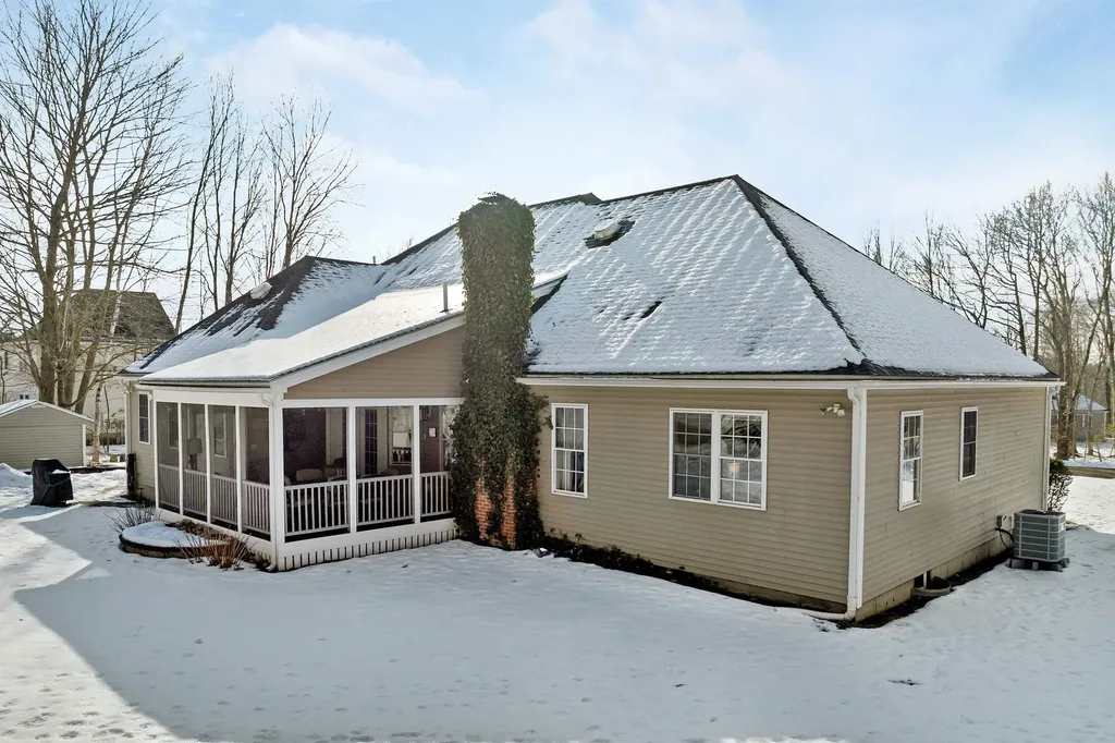 31 Longmeadow Drive Brentwood NH 03833