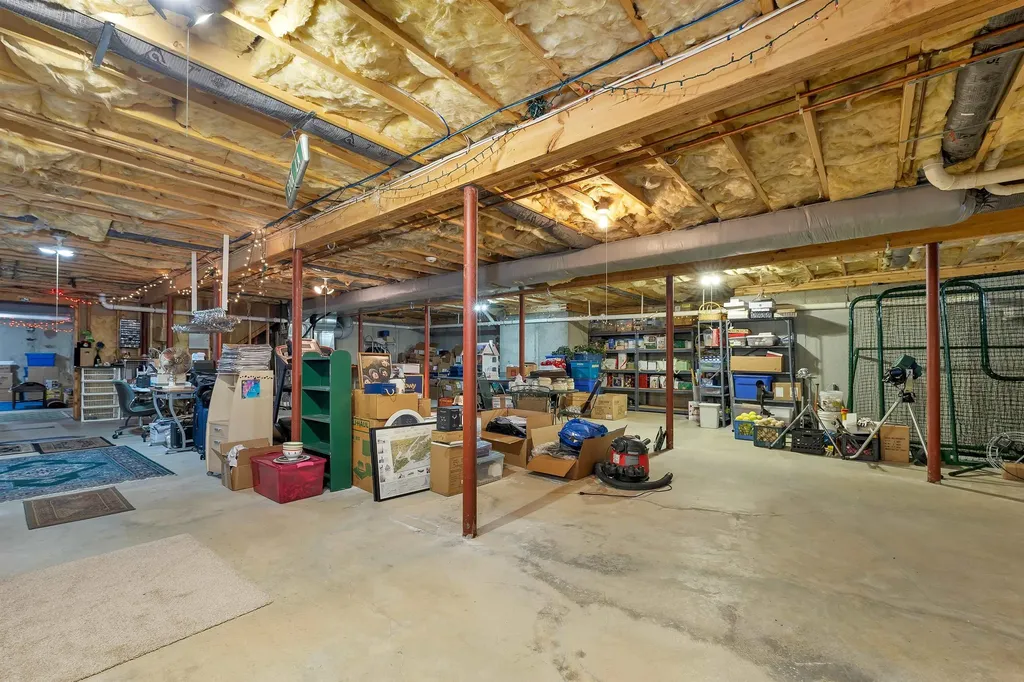 31 Longmeadow Drive Brentwood NH 03833