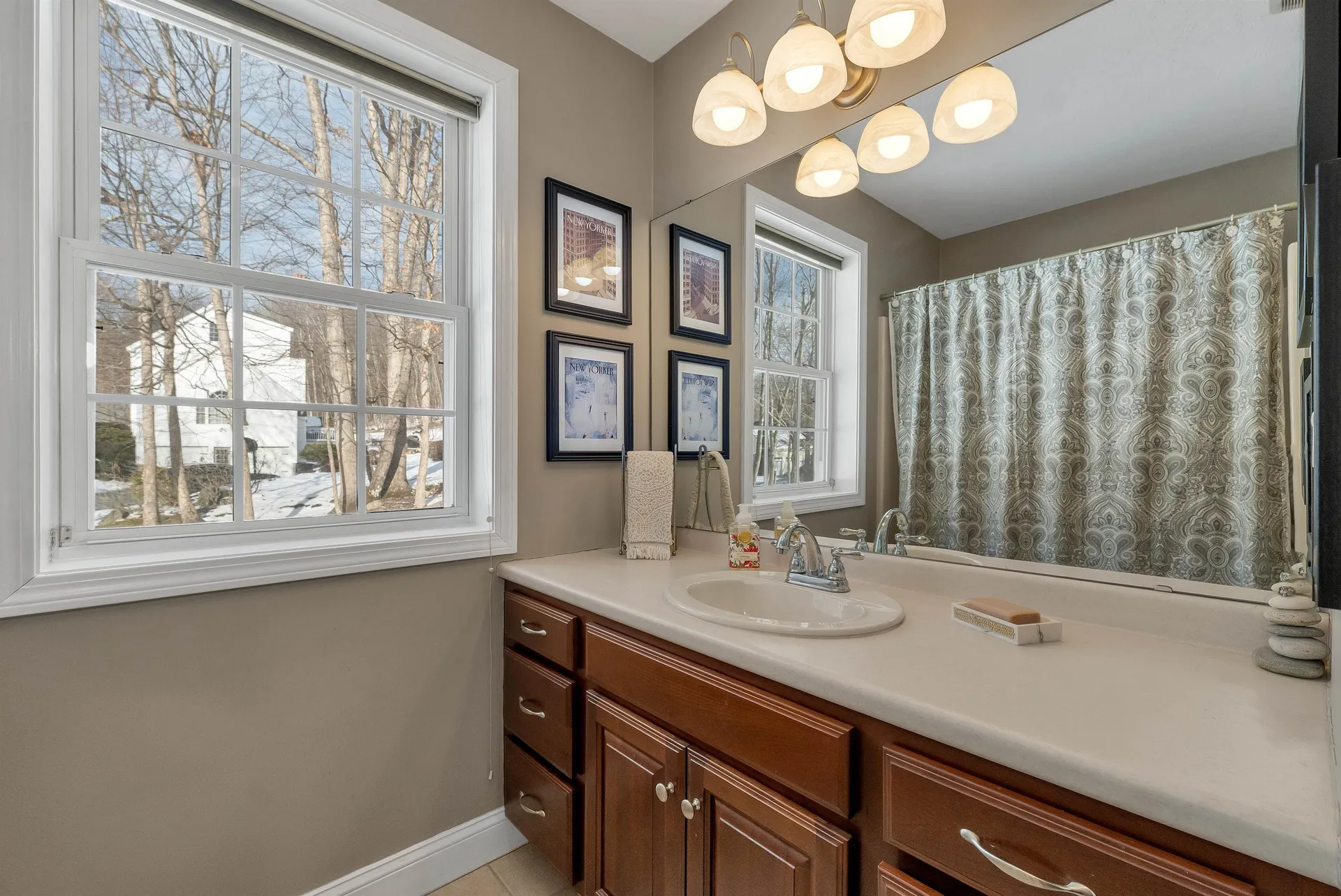 31 Longmeadow Drive Brentwood NH 03833