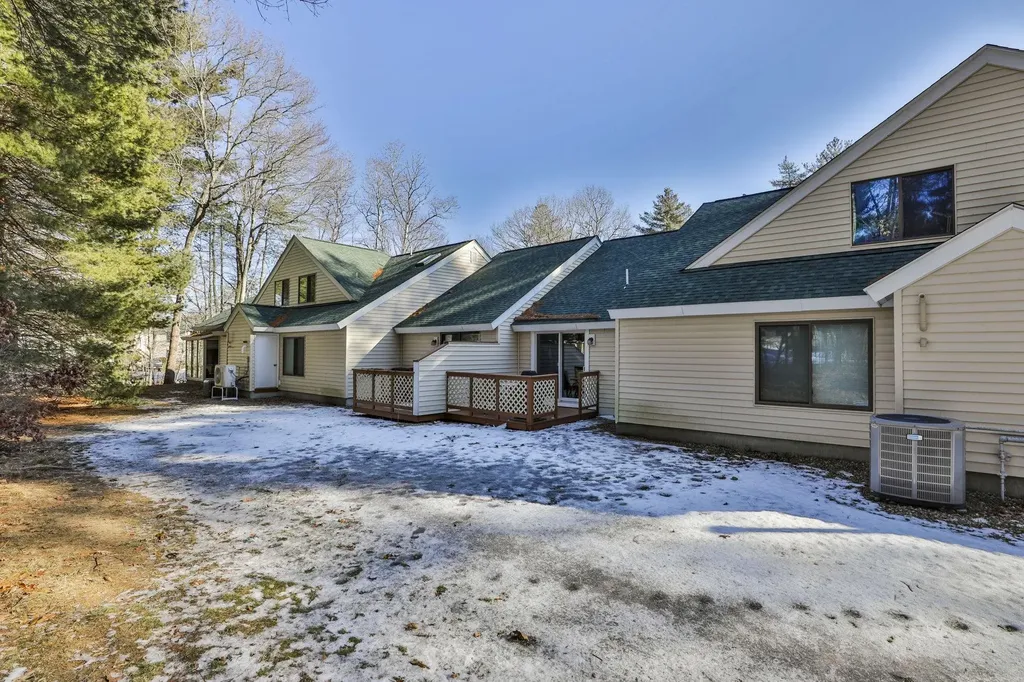 6 Dogwood Court Atkinson NH 03811