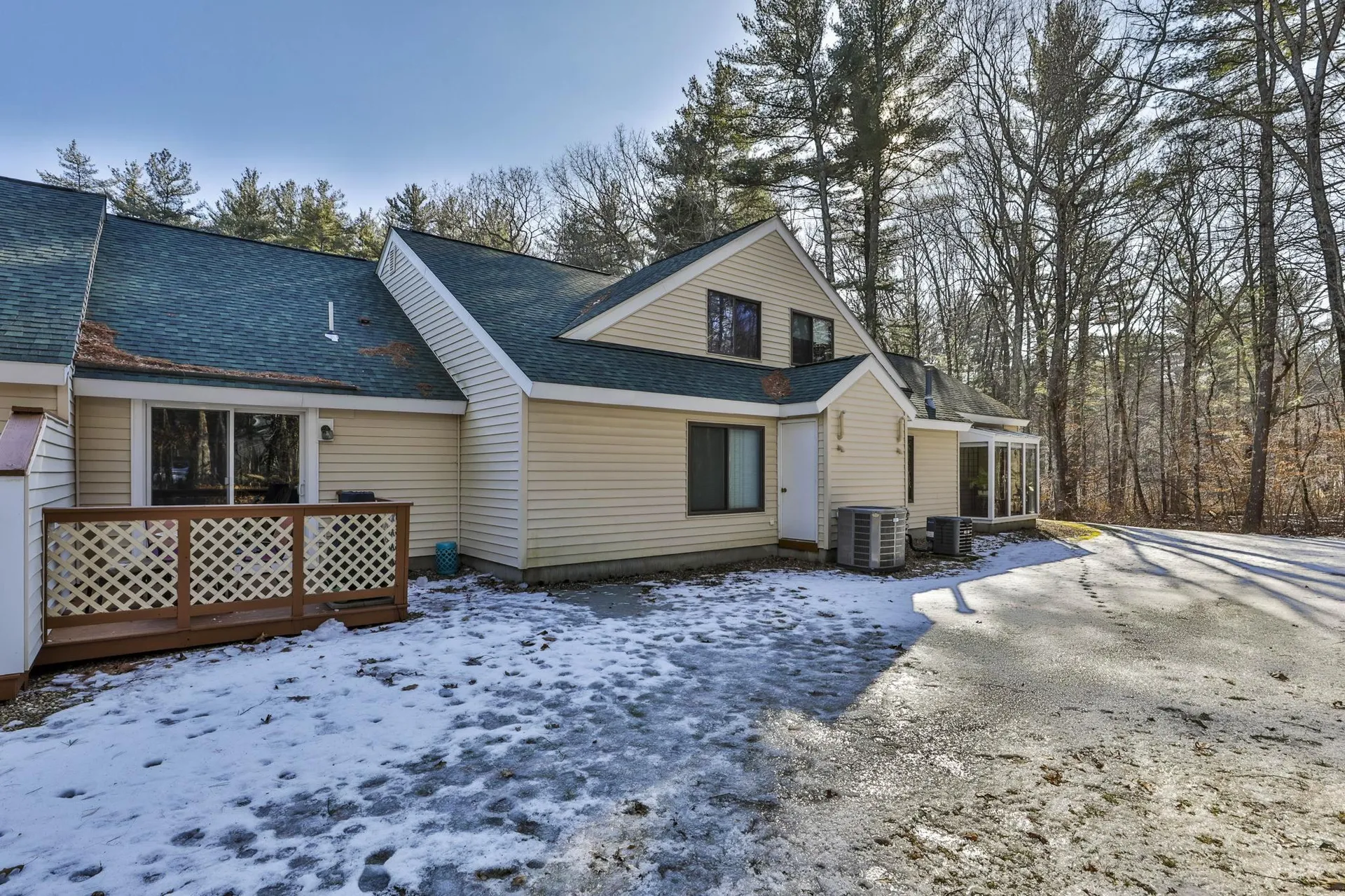 6 Dogwood Court Atkinson NH 03811