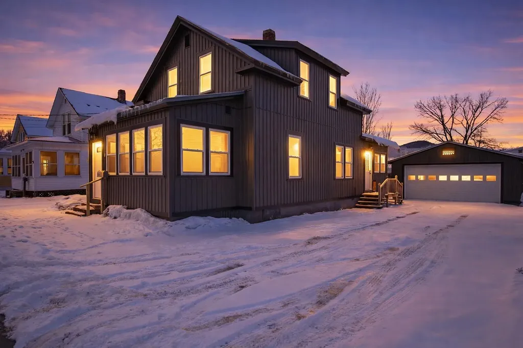 14 Odell Park Northumberland NH 03582