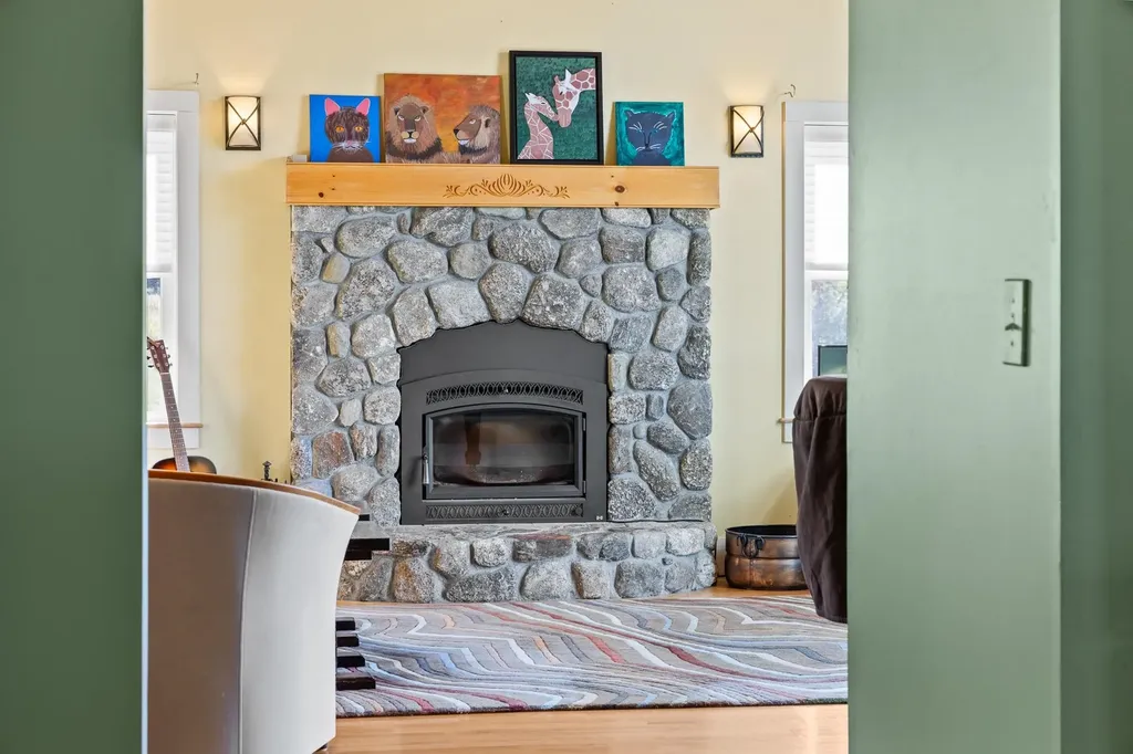 58 Sunset Rock Road Lebanon NH 03766