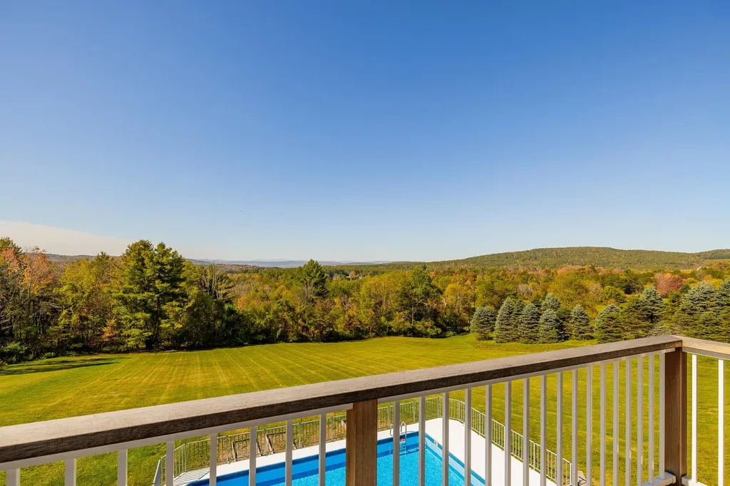 58 Sunset Rock Road Lebanon NH 03766