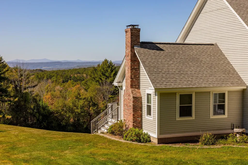 58 Sunset Rock Road Lebanon NH 03766