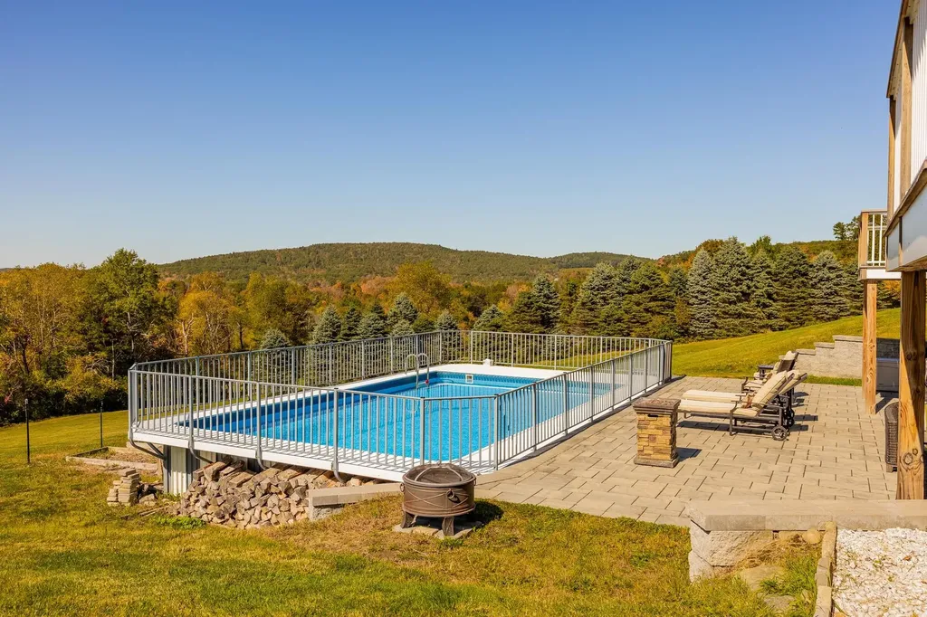 58 Sunset Rock Road Lebanon NH 03766