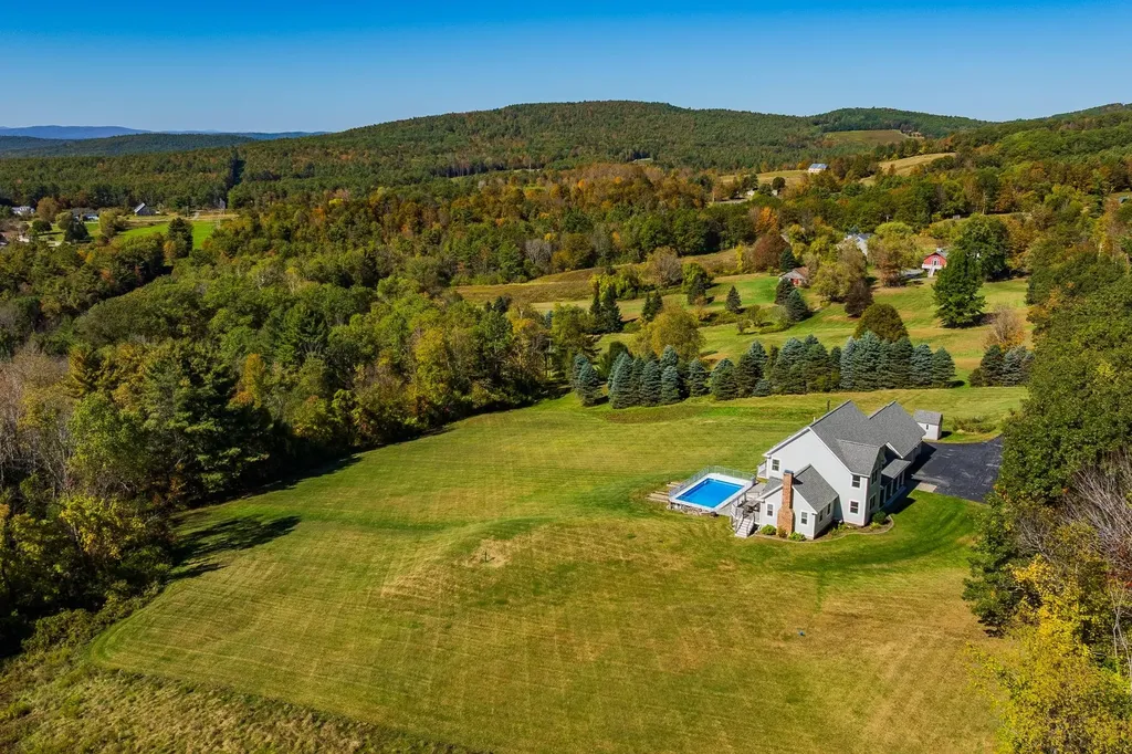 58 Sunset Rock Road Lebanon NH 03766