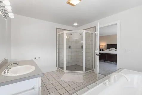 58 Sunset Rock Road Lebanon NH 03766