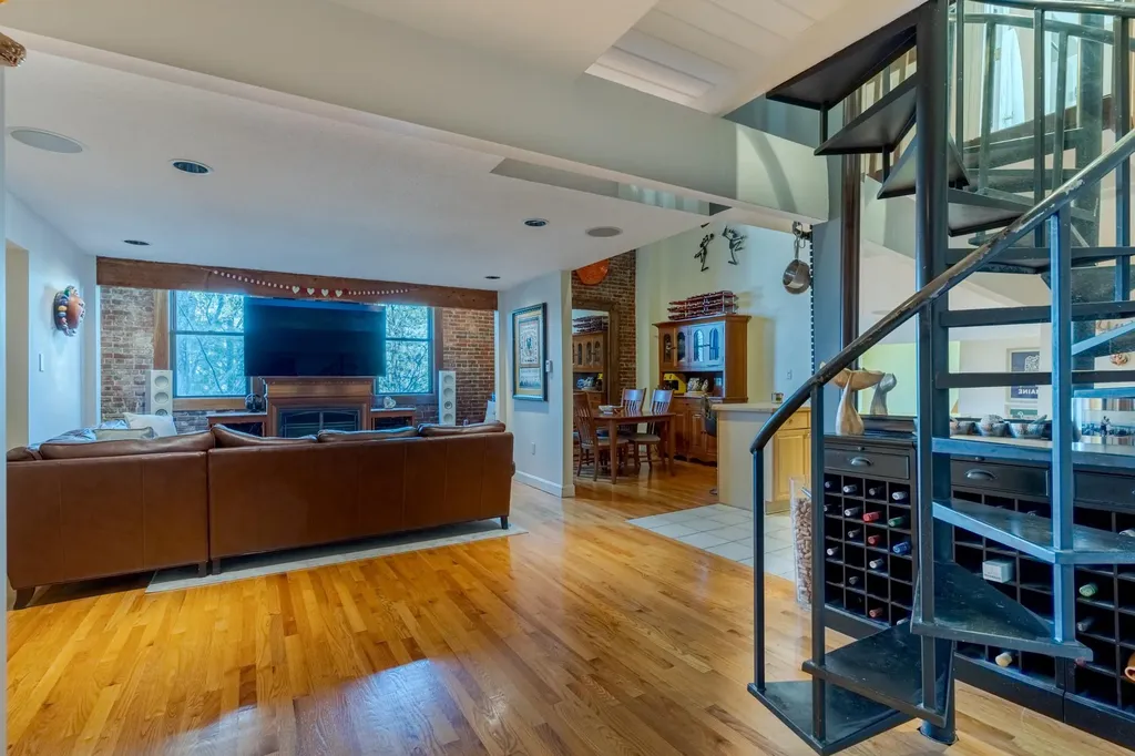 609 State Street Portsmouth NH 03801