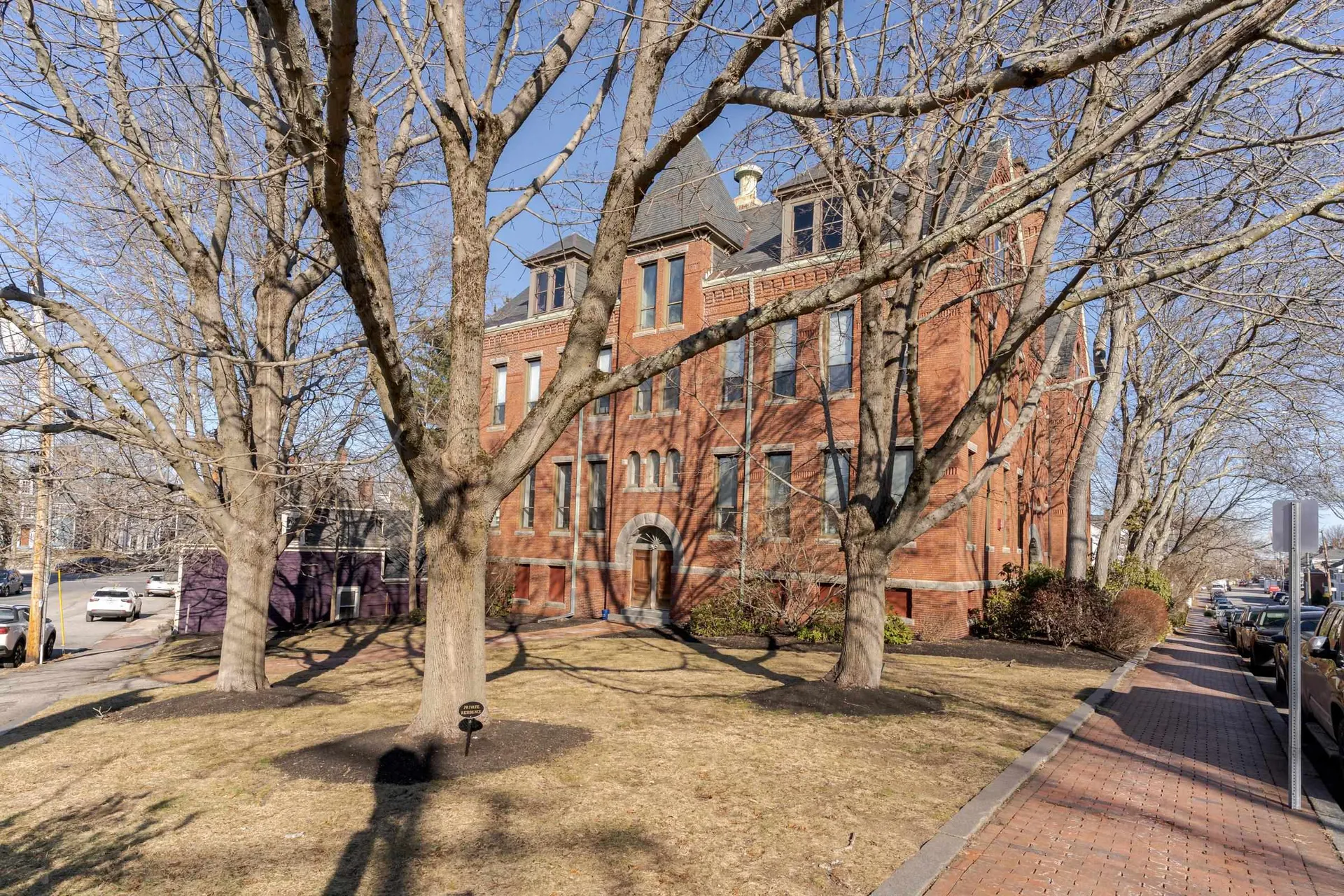 609 State Street Portsmouth NH 03801