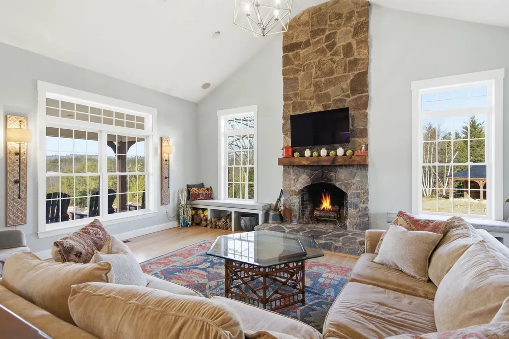 41 Cooper Lane Lyndeborough NH 03082