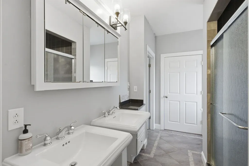 41 Cooper Lane Lyndeborough NH 03082