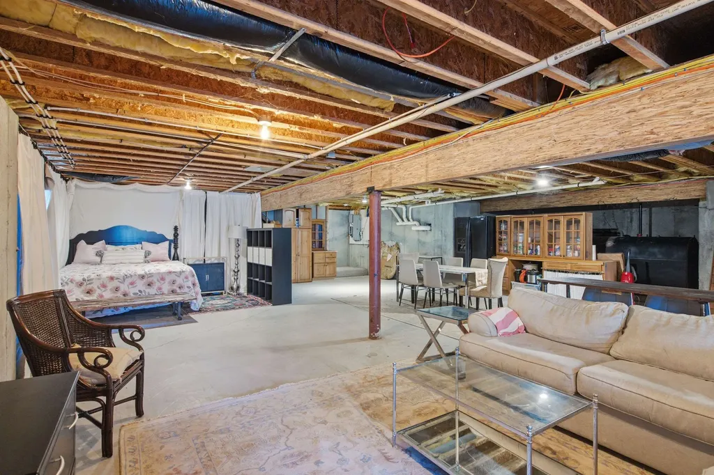 41 Cooper Lane Lyndeborough NH 03082