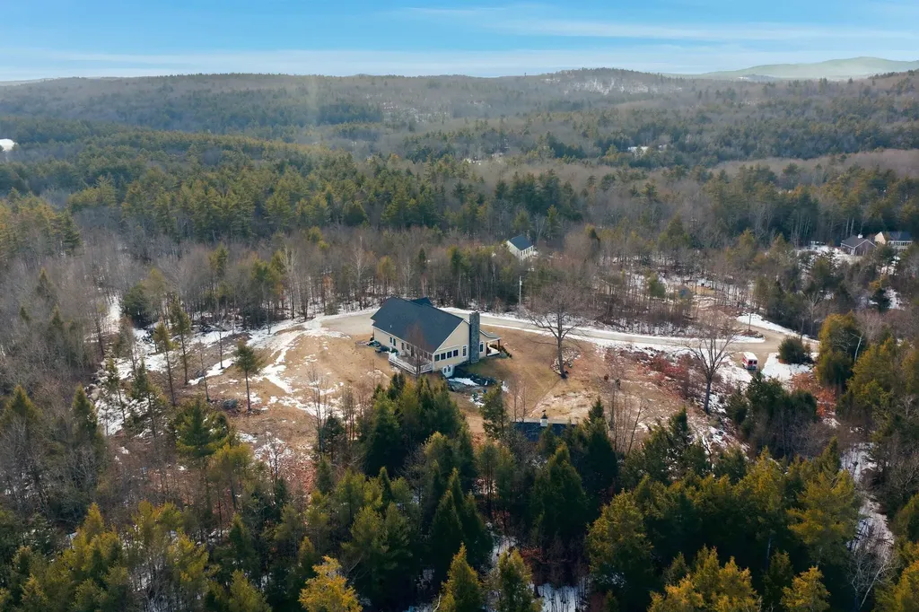 41 Cooper Lane Lyndeborough NH 03082