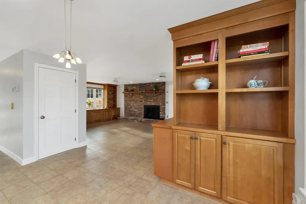 2 Orchard Hill Road Greenland NH 03840