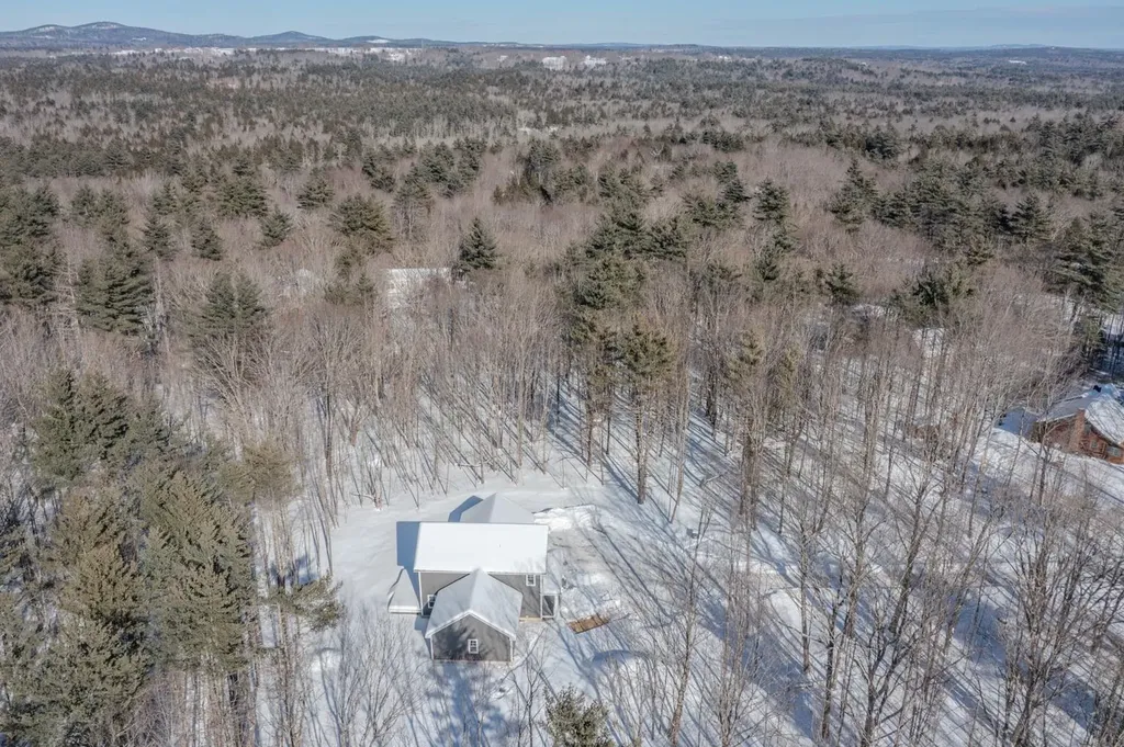 36 Leavitt Lane Strafford NH 03884