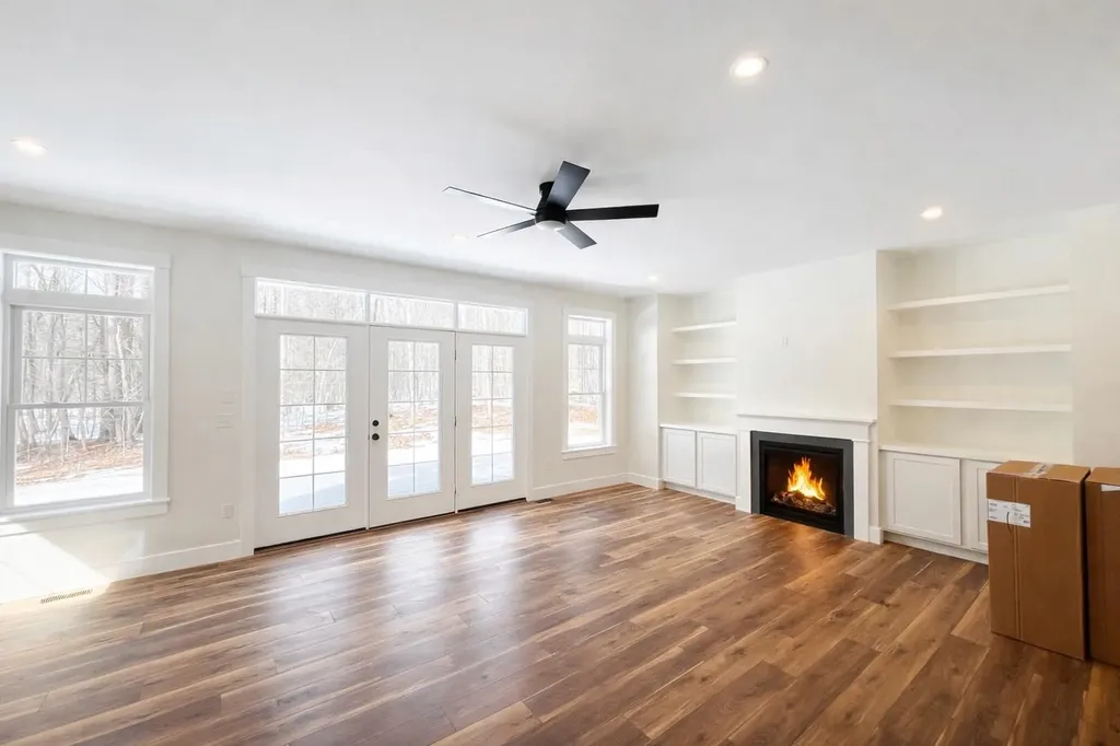 36 Leavitt Lane Strafford NH 03884