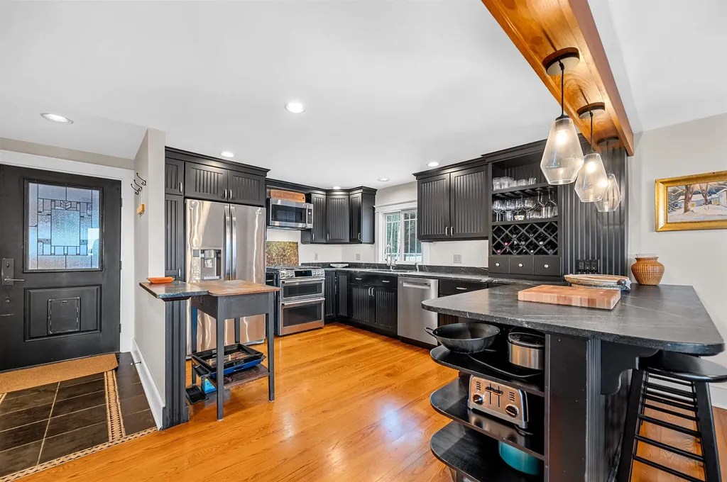 1258 Roxbury Mountain Road Warren VT 05674