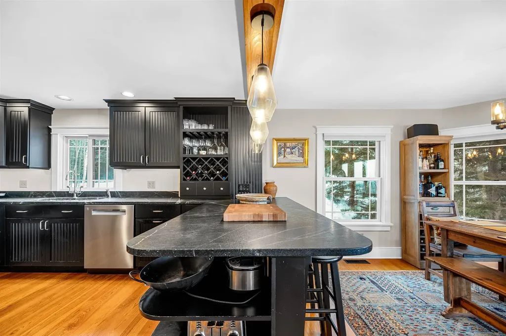 1258 Roxbury Mountain Road Warren VT 05674