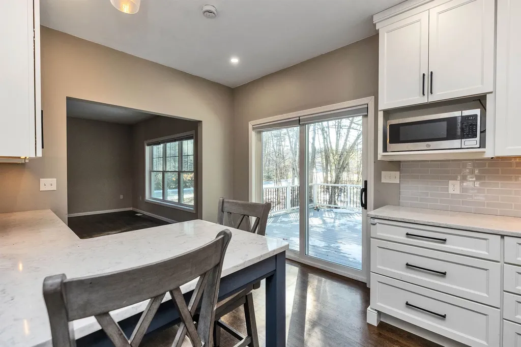 30 Fox Meadow Lane Merrimack NH 03054