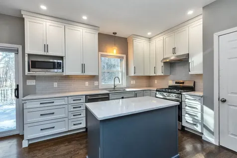 30 Fox Meadow Lane Merrimack NH 03054