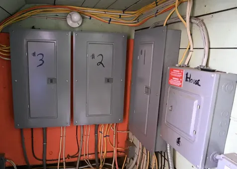 390 Cedar Street Manchester NH 03103