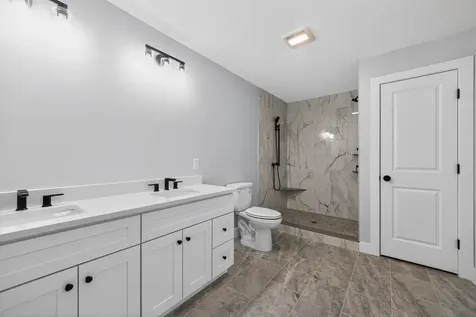 17 Elm Court Barrington NH 03825