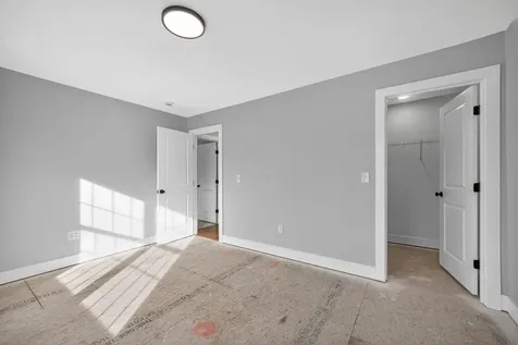 17 Elm Court Barrington NH 03825