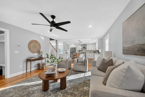 17 Elm Court Barrington NH 03825