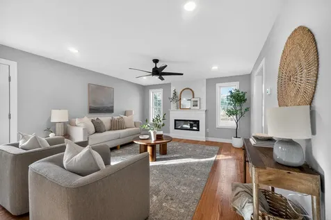 17 Elm Court Barrington NH 03825