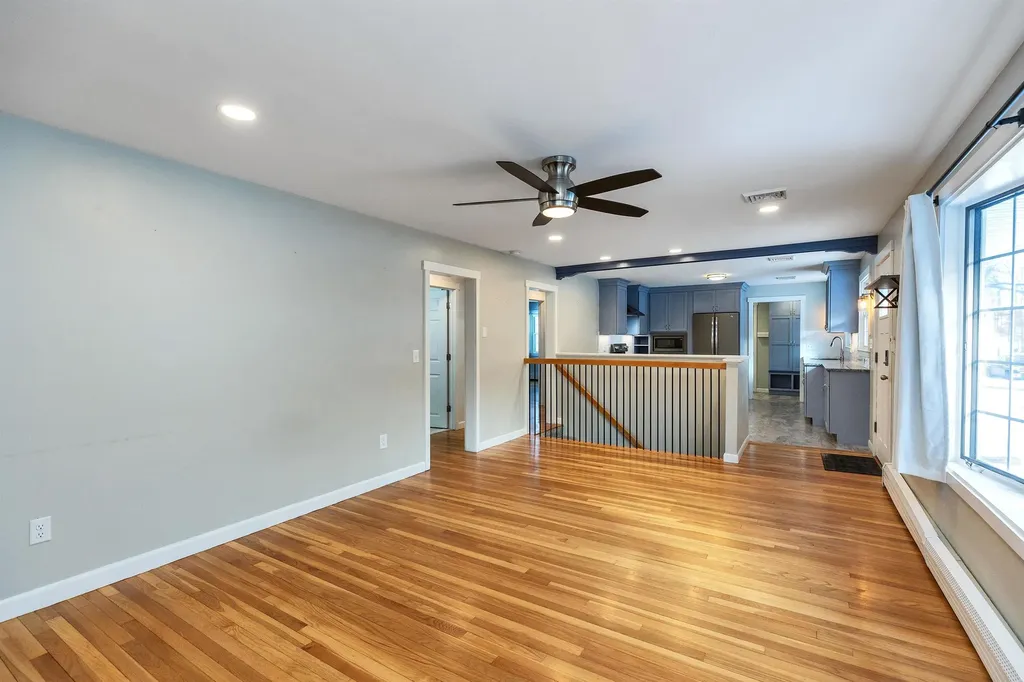 66 Skyview Road Manchester NH 03104