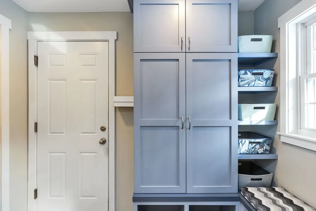 66 Skyview Road Manchester NH 03104