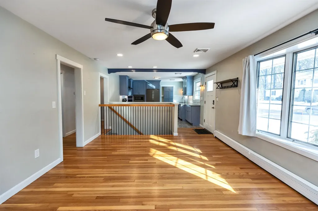 66 Skyview Road Manchester NH 03104