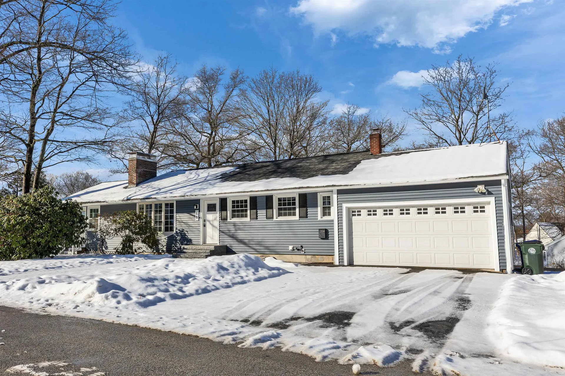 66 Skyview Road Manchester NH 03104