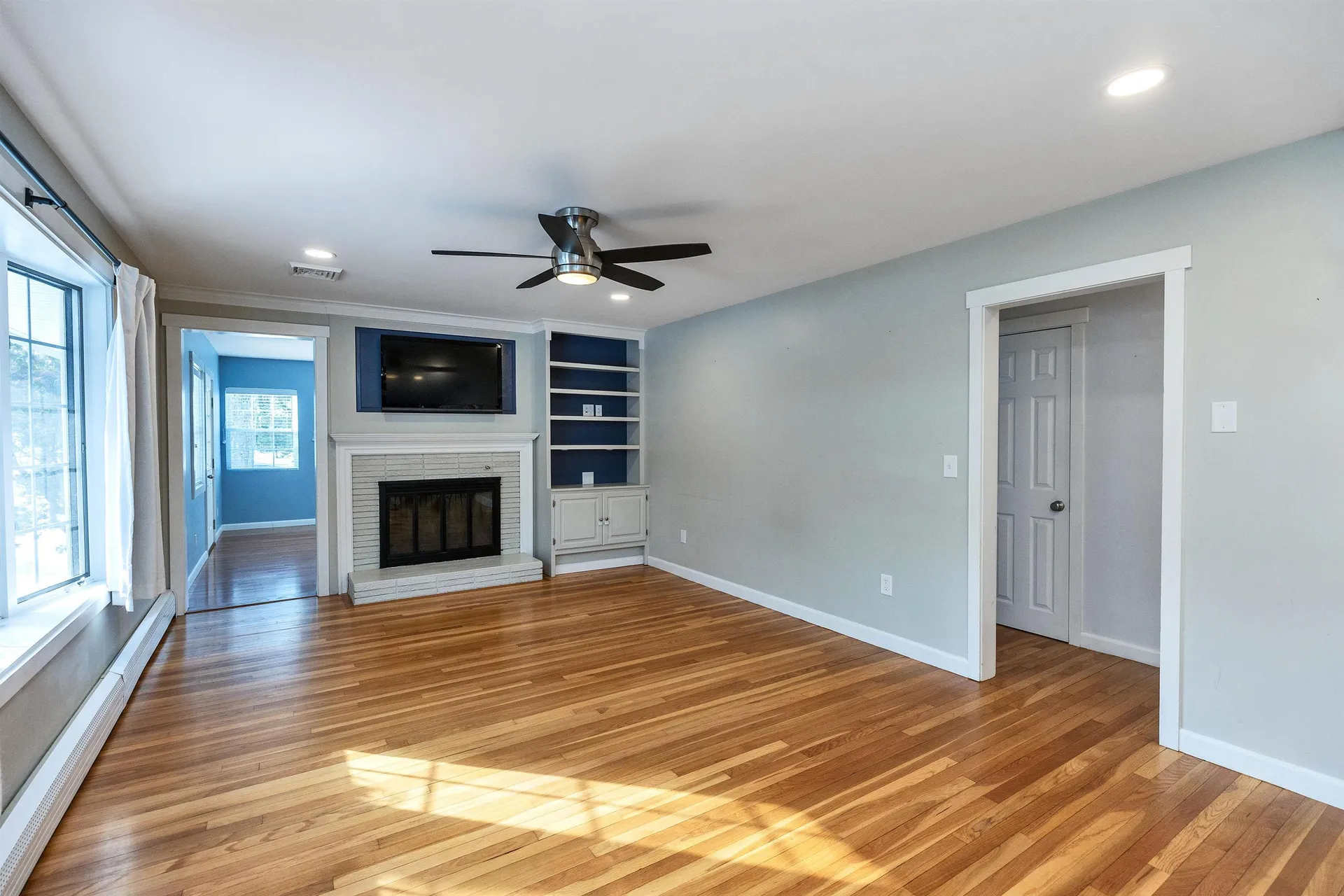 66 Skyview Road Manchester NH 03104