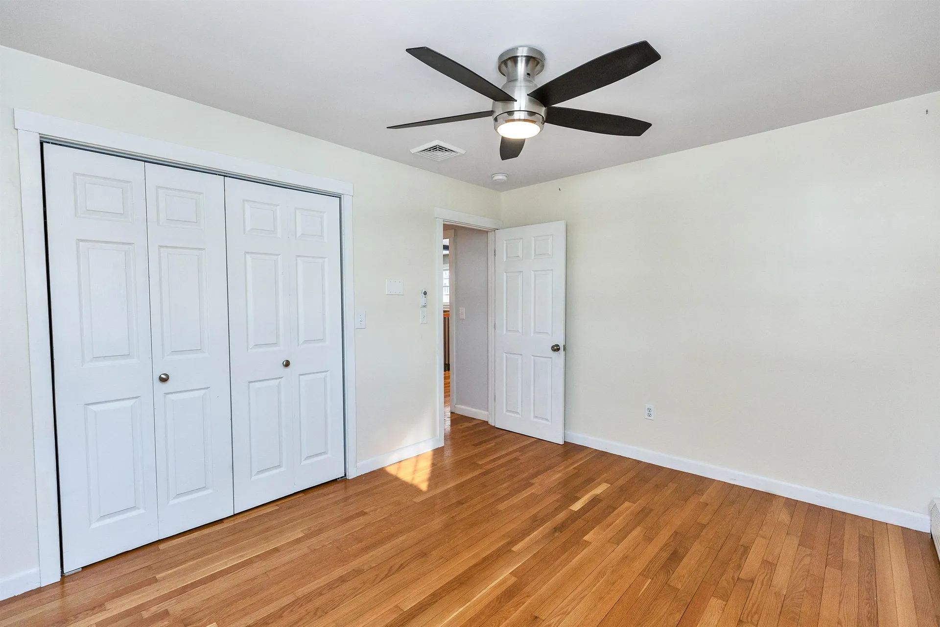 66 Skyview Road Manchester NH 03104