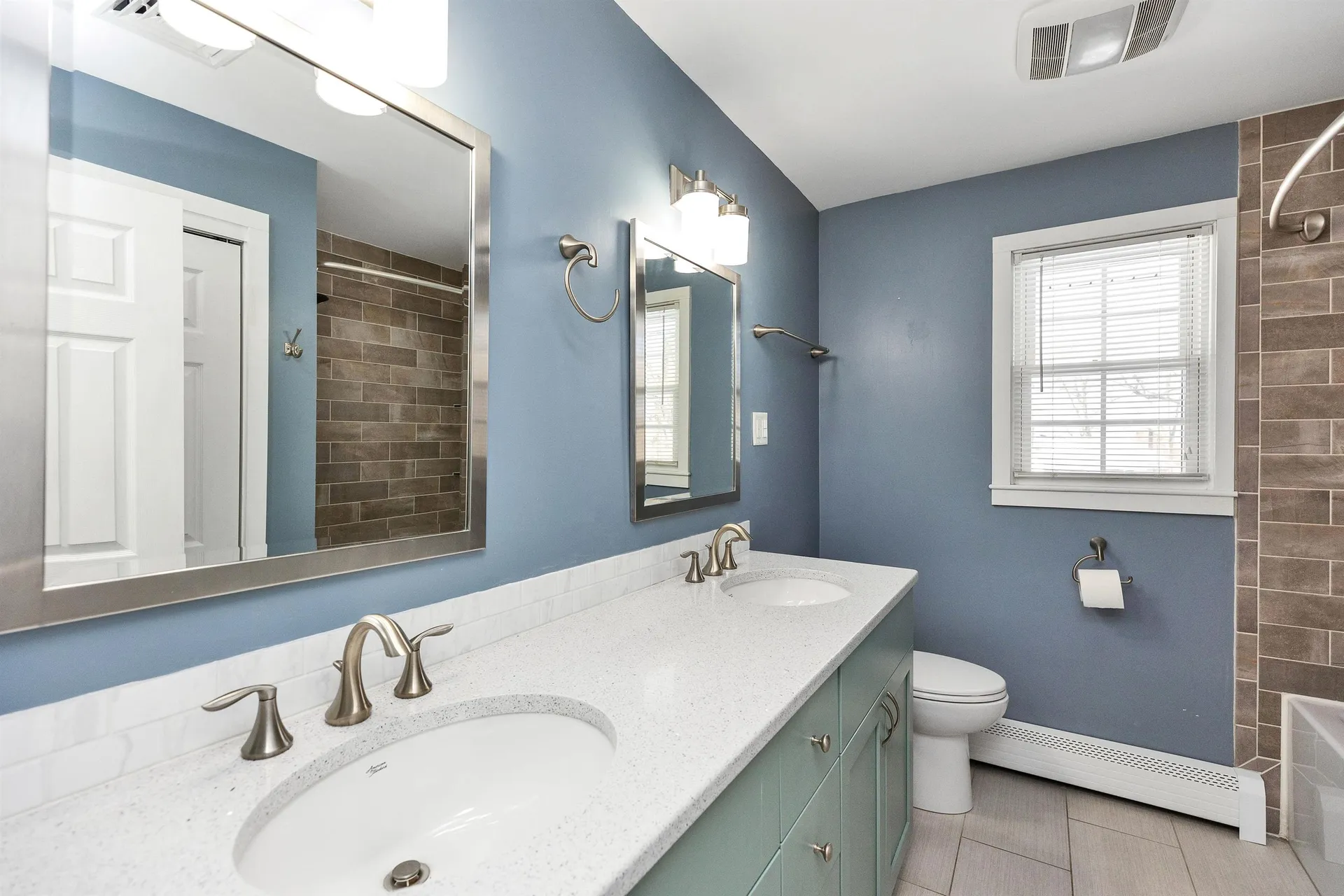 66 Skyview Road Manchester NH 03104