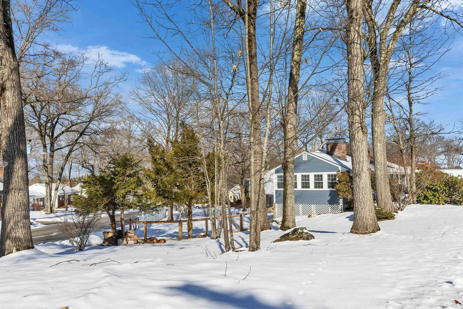 66 Skyview Road Manchester NH 03104