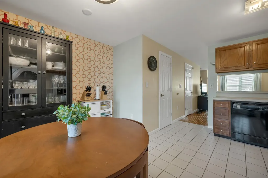 107 Bartemus Trail Nashua NH 03063