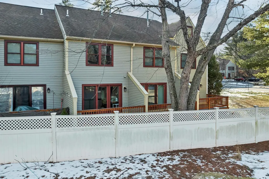 107 Bartemus Trail Nashua NH 03063