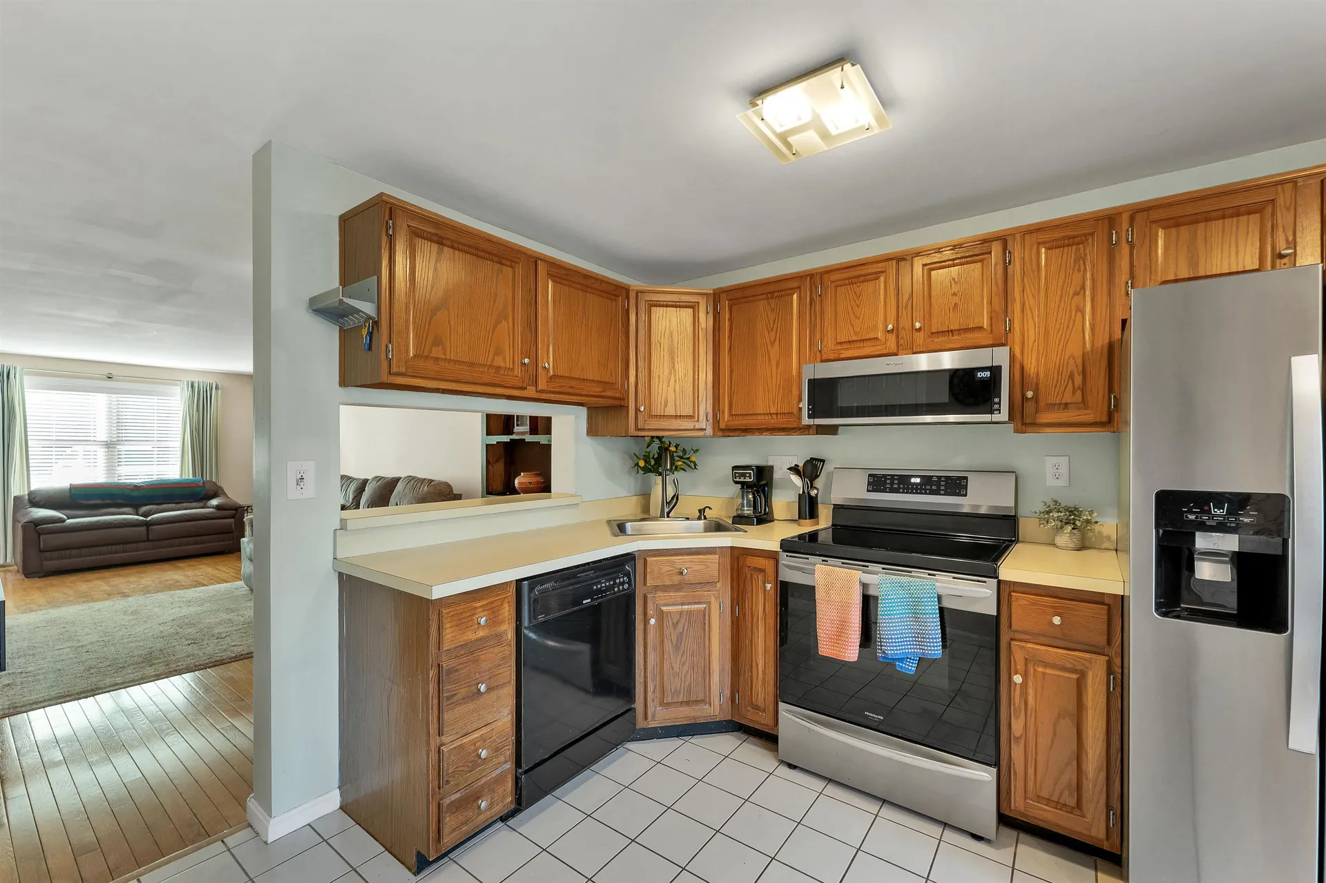 107 Bartemus Trail Nashua NH 03063