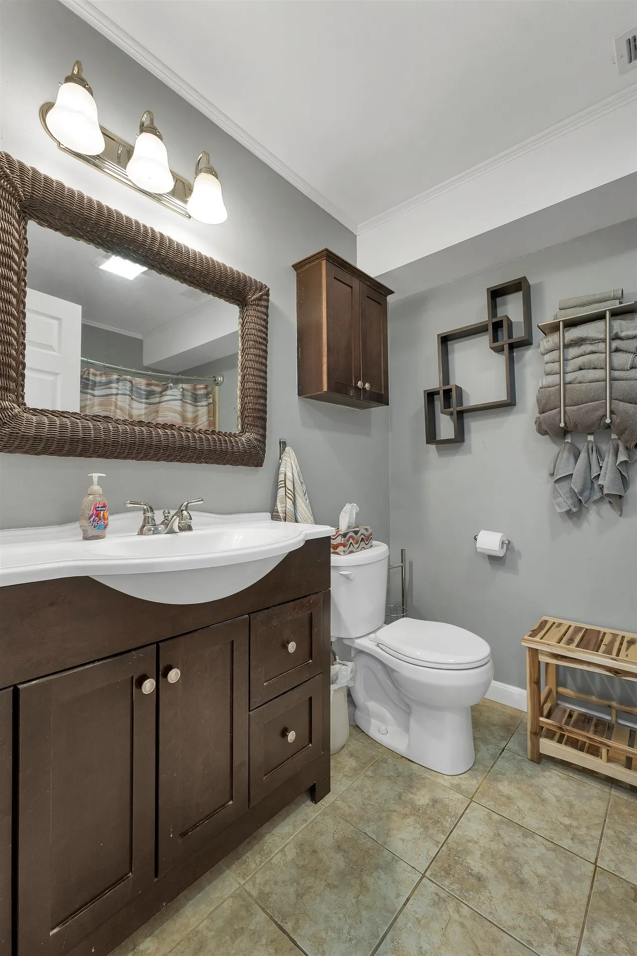 107 Bartemus Trail Nashua NH 03063