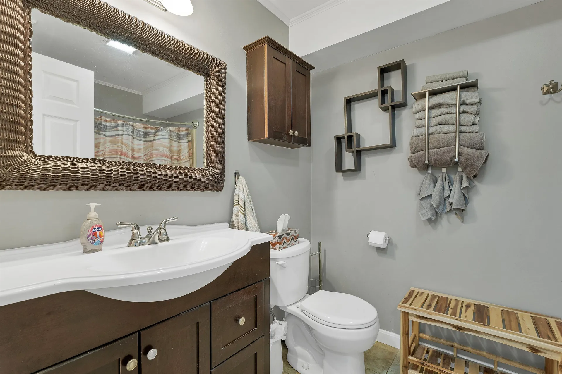 107 Bartemus Trail Nashua NH 03063